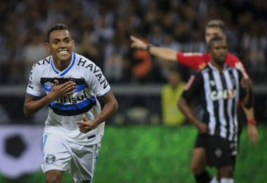 Fortaleza não vence há quase dois meses e despenca no 2º turno do  Brasileiro - Rádio Itatiaia