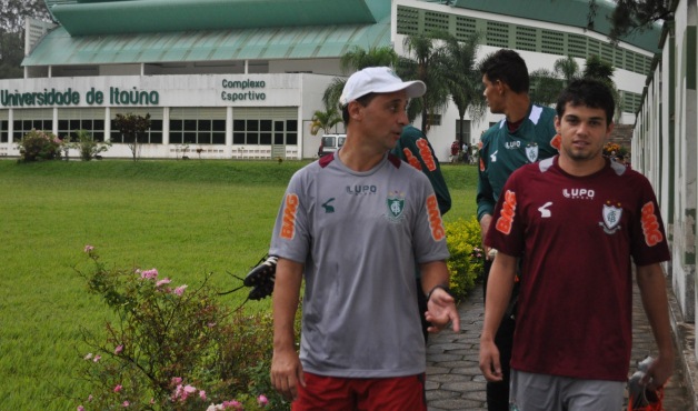 Laercio com o preparador físico Marcelo Luchesi -= 628